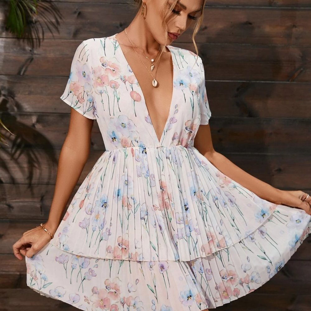 White Boho Womens Floral Print Plunging Neck Pleated Layer Hem Dress - Picture 3 of 5